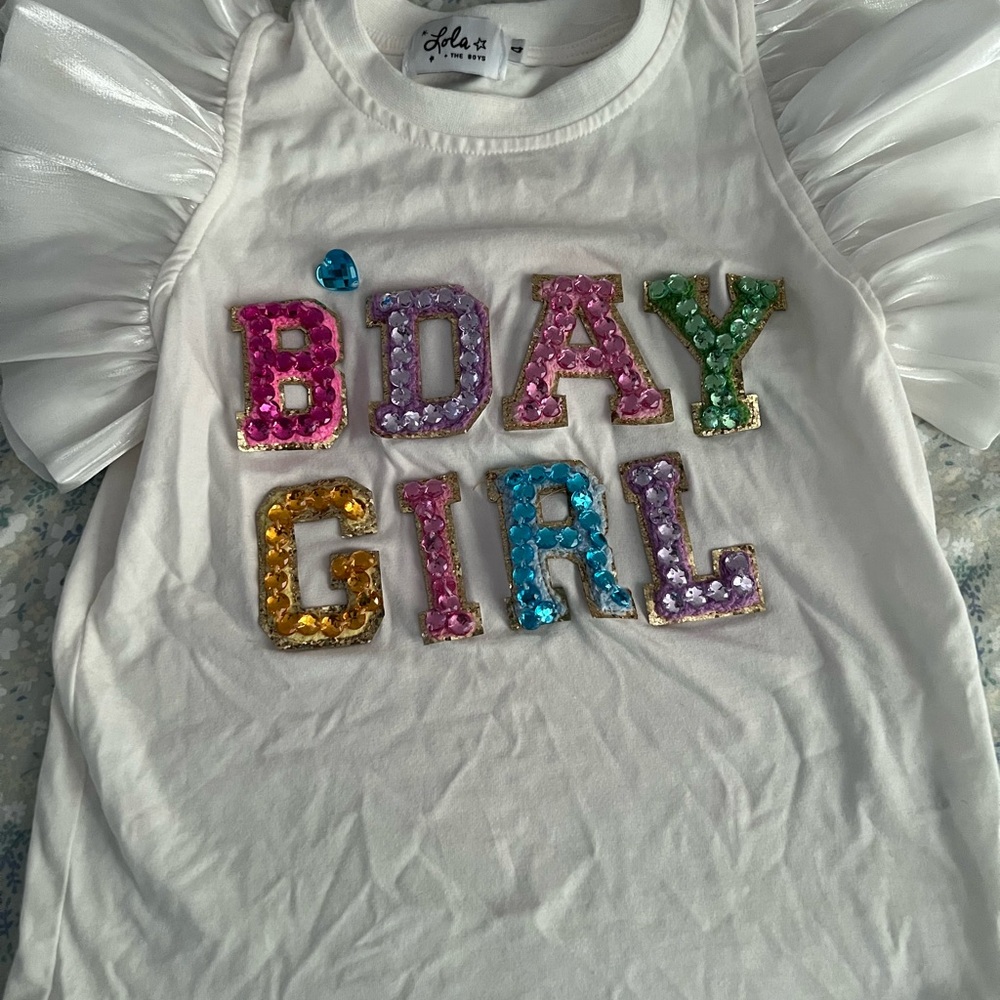 Lola+the Boys Birthday Girl shirt size 4 VGUC
